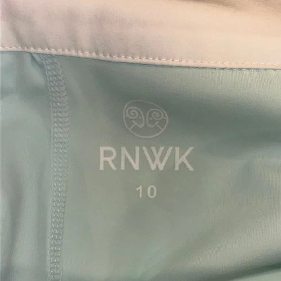 Elegant Blue and White Scalloped Mini Skirt - Picture 10 of 10